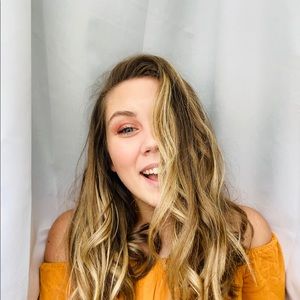 Meet your Posher, Monica